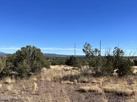 215 Couchmans Trail, Ash Fork, AZ 86320 photo 4