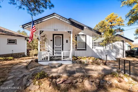 942 Apache Dr, Prescott, AZ 86303