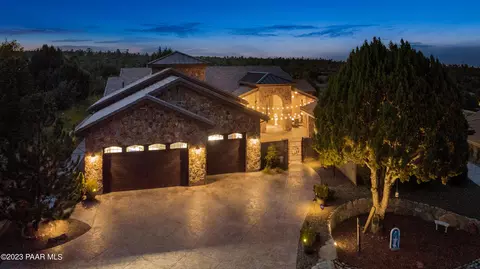 3389 Clearwater Dr, Prescott, AZ 86305