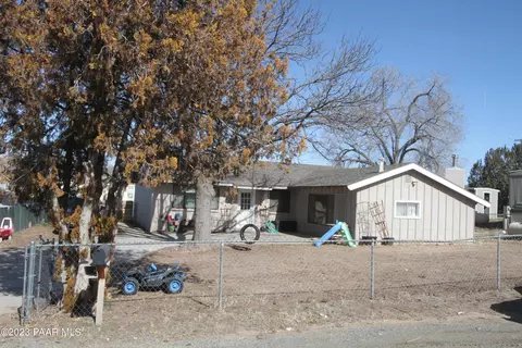 460 E Bramble Dr, Paulden, AZ 86334 photo 17