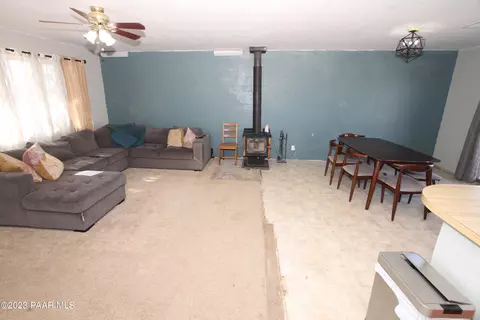 460 E Bramble Dr, Paulden, AZ 86334 photo 5