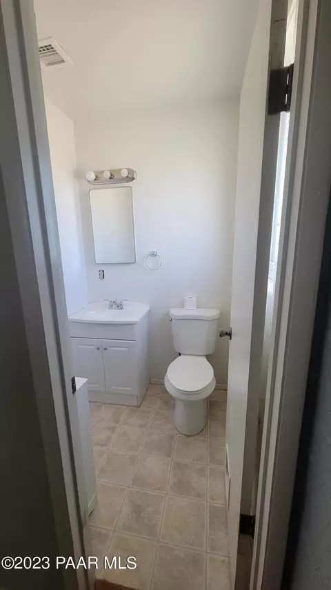 460 E Bramble Dr, Paulden, AZ 86334 photo 8
