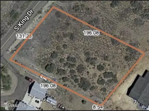 16911 S King Dr, Mayer, AZ 86333