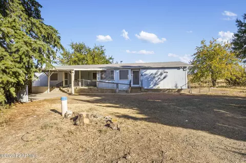 20556 E Cactus Wren Dr, Mayer, AZ 86333
