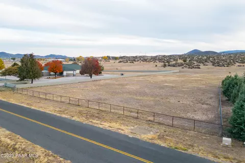 12131 E Turquoise Cir, Dewey-humboldt, AZ 86327 photo 2