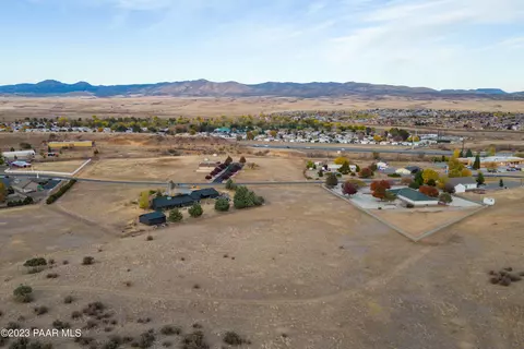12131 E Turquoise Cir, Dewey-humboldt, AZ 86327 photo 7