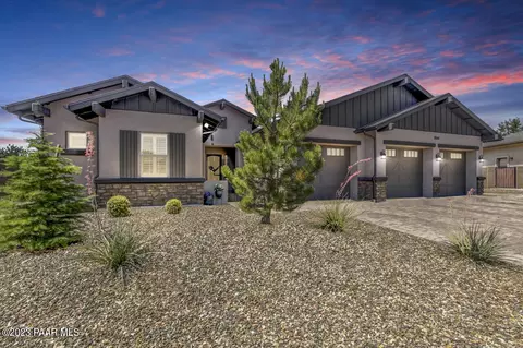 7044 N Windy Walk Way, Prescott Valley, AZ 86315