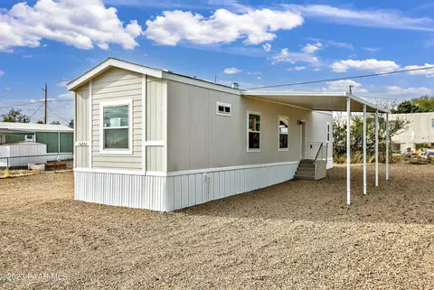 16052 S Black Mountain Rd, Mayer, AZ 86333