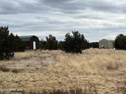 53 Picacho Butte, Ash Fork, AZ 86320 photo 18