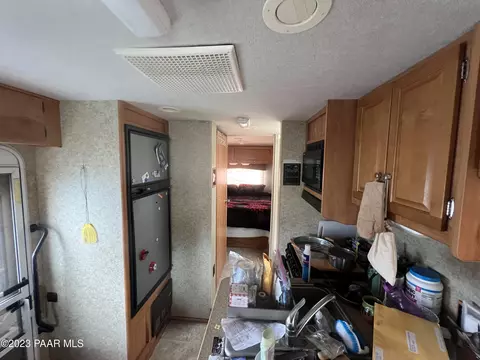 53 Picacho Butte, Ash Fork, AZ 86320 photo 22