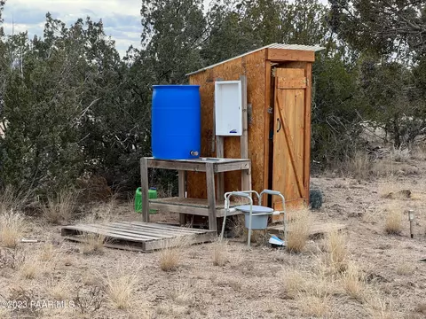 53 Picacho Butte, Ash Fork, AZ 86320 photo 7