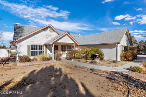 864 Tiffany Pl, Chino Valley, AZ 86323
