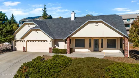 750 Golden Hawk Dr, Prescott, AZ 86301
