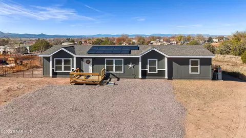 25180 N Enid Dr, Paulden, AZ 86334
