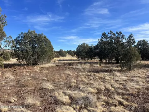 3953 N Mark Pl, Ash Fork, AZ 86320 photo 7