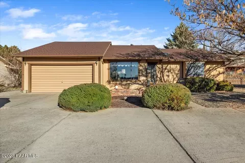 11200 Manzanita Trl, Dewey, AZ 86327