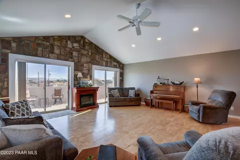 19670 E Juniper Dr, Mayer, AZ 86333 photo 9