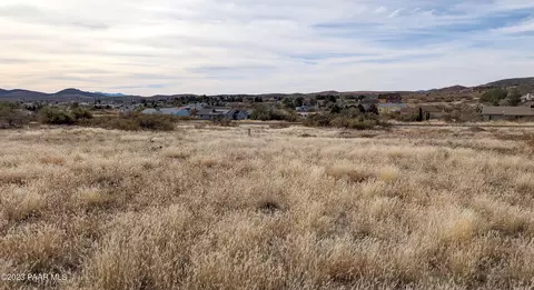 20009 E Saguaro Dr, Mayer, AZ 86333