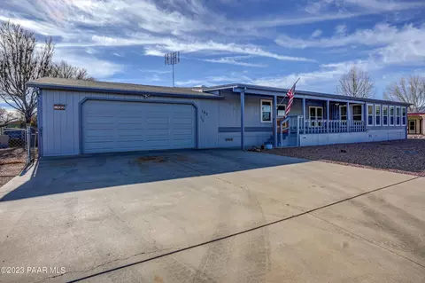 710 N Blue Spruce Dr, Dewey-humboldt, AZ 86327