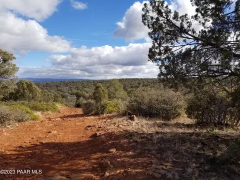 68 Mountain Home Rd # B, Ash Fork, AZ 86320 photo 2