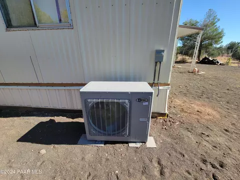 739 W Mesa Dr, Ash Fork, AZ 86320 photo 11