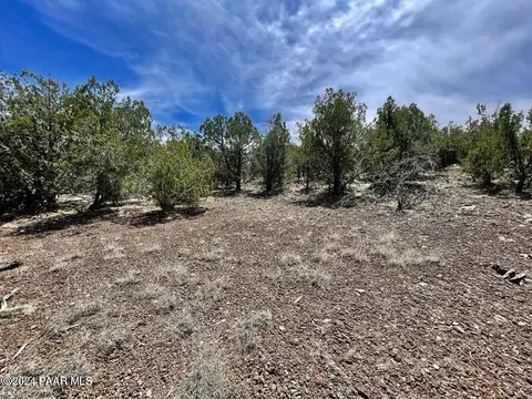 20842026 W Albert Way, Ash Fork, AZ 86320 photo 2