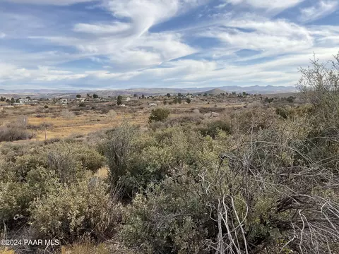 16601 S Brahma Cir, Mayer, AZ 86333