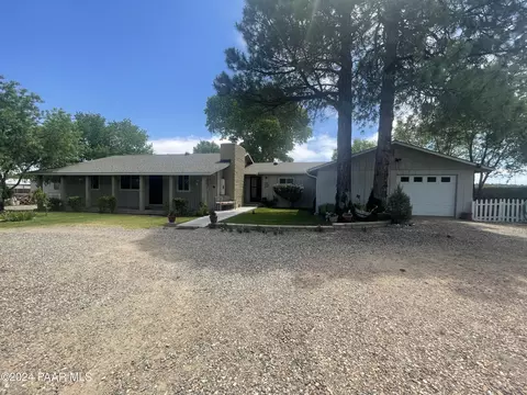 8775 N Table Top Ln, Prescott, AZ 86305