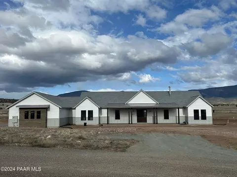 11873 N Hickory Dr, Prescott Valley, AZ 86315