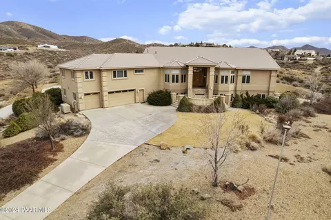 14617 E Meadow Ranch Pl, Dewey-humboldt, AZ 86327 photo 3