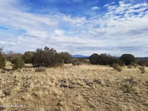 47 Mile High Rd, Ash Fork, AZ 86320 photo 6