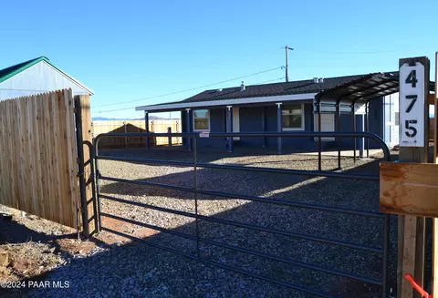 475 W Bermuda Ln, Paulden, AZ 86334