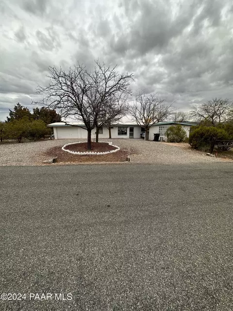 4755 E Redrock Dr, Rimrock, AZ 86335