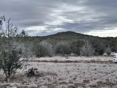 5345 W Mary Dell Way, Ash Fork, AZ 86320