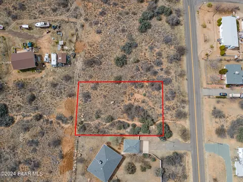 20519 E Fremont Dr, Mayer, AZ 86333