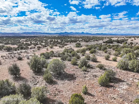 2 Headwaters Ranch Rd, Paulden, AZ 86334 photo 23