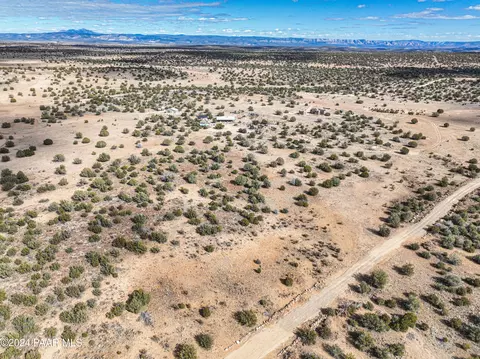 2 Headwaters Ranch Rd, Paulden, AZ 86334 photo 10