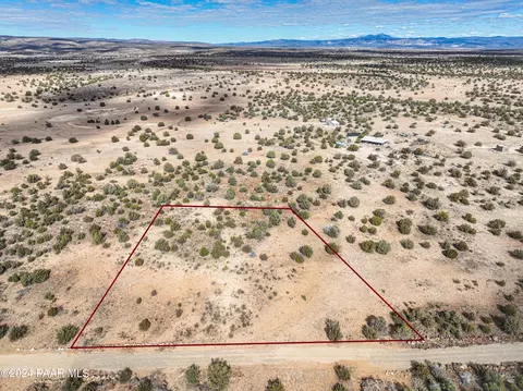 2 Headwaters Ranch Rd, Paulden, AZ 86334 photo 3