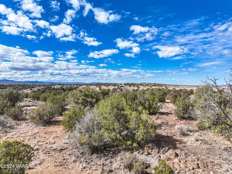 2 Headwaters Ranch Rd, Paulden, AZ 86334 photo 26