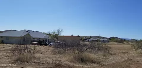 20105 E Prickly Pear Dr, Mayer, AZ 86333 photo 8