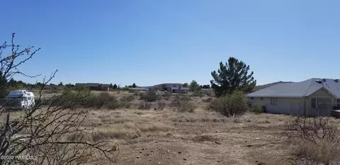 20105 E Prickly Pear Dr, Mayer, AZ 86333