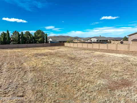 8756 N Powderhorn Ln, Prescott Valley, AZ 86315