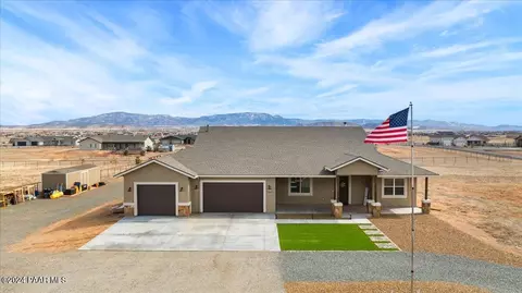 10545 N Glacier Way, Prescott Valley, AZ 86315