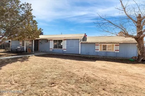 439 Antelope Dr, Paulden, AZ 86334