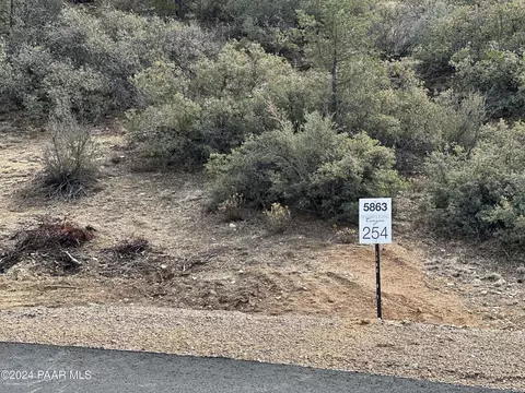 5863 W Vesta Cir, Prescott, AZ 86305