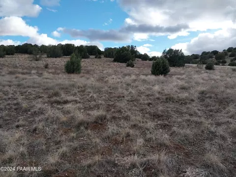 259 N Hilltop Trl # E, Chino Valley, AZ 86323