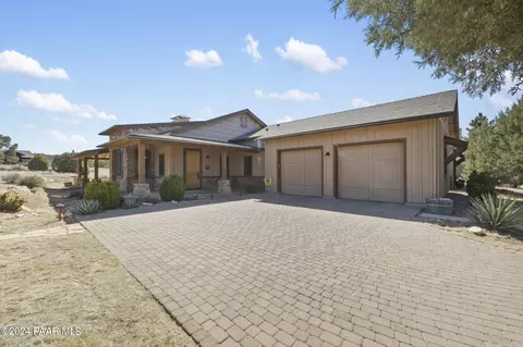 5609 W Johnny Mullins Dr, Prescott, AZ 86305