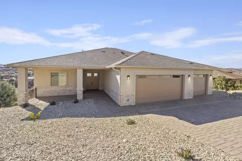 531 S Lakeview Dr, Prescott, AZ 86301