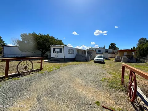 20941 E Mesa Verde Rd, Mayer, AZ 86333