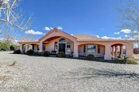 787 Maple Ln, Chino Valley, AZ 86323